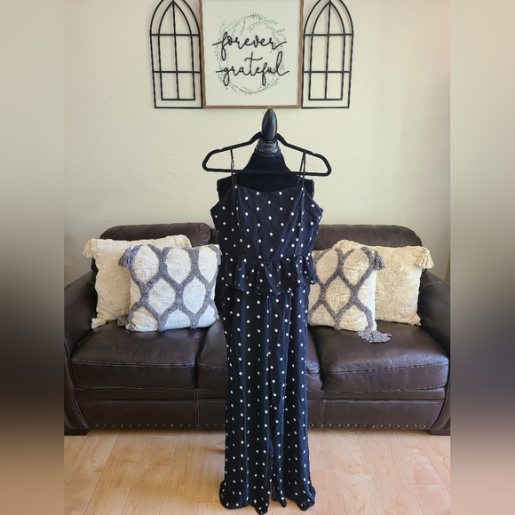 Anthropologie Rosie Black White Floral Embroidery Peplum Jumpsuit Size M Boho - Picture 10 of 14